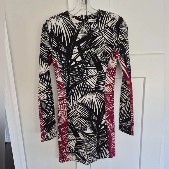 Elizabeth James Dress Mailyn Palm Leaf Stretch Black White Long Sleeve S… - Picture 6 of 12